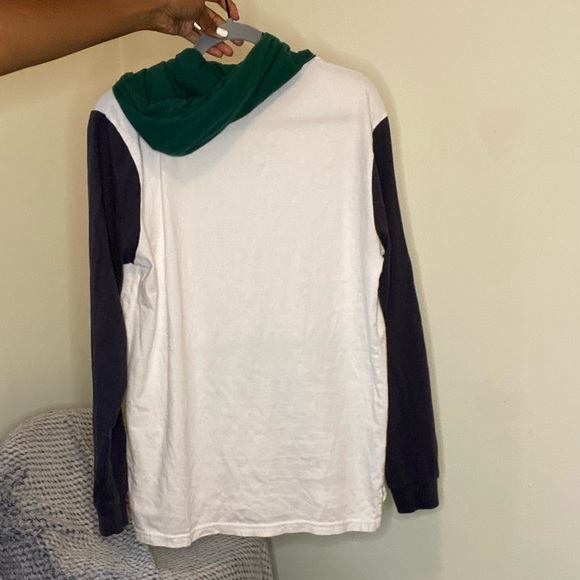 Blue, green and white shirt - Picture 5 of 5